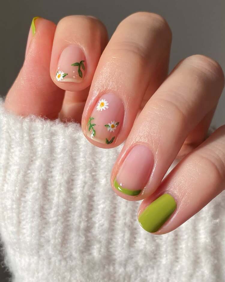 des touches de vert pour un nail art frais, naturel et tendance