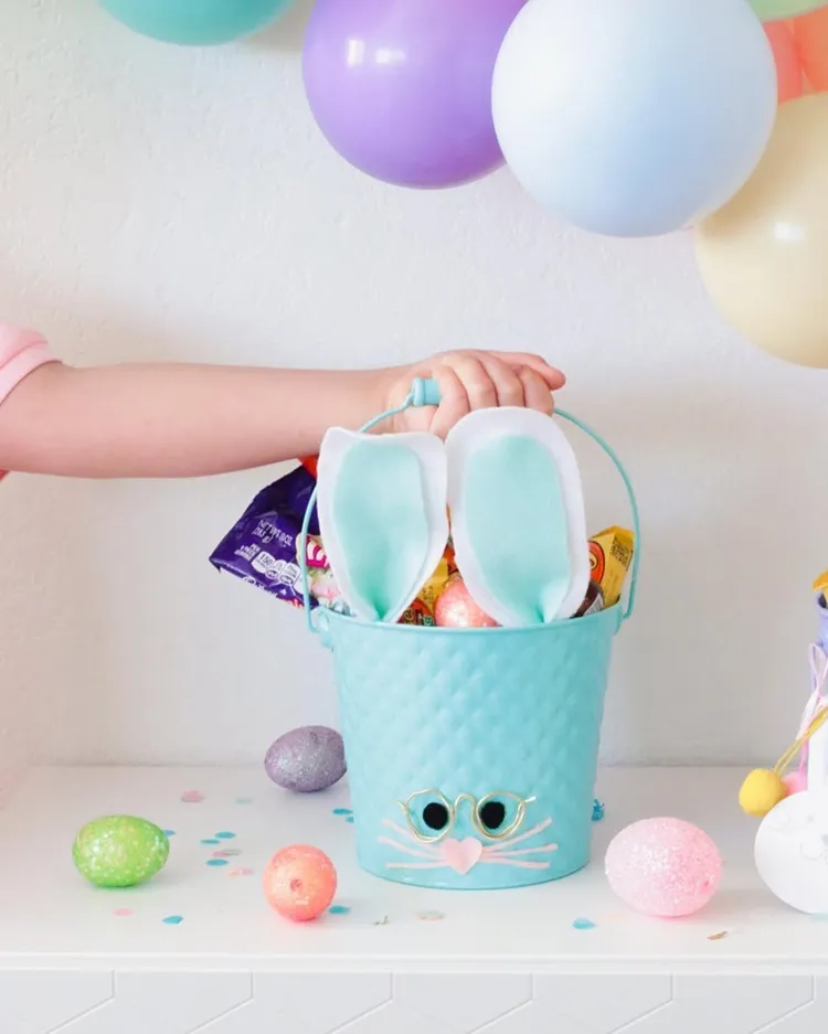 un seau adorable diy qui respire la fête printanière