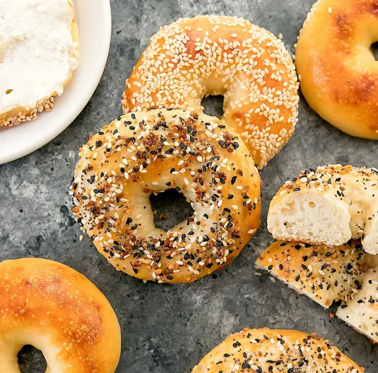 bagels à deux ingrédients, recette facile de petit déjeuner
