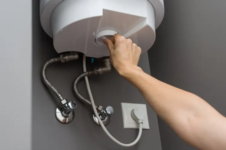 le chauffe eau est parmi les appareils électroménagers à entretenir régulièrement pour faire des économies