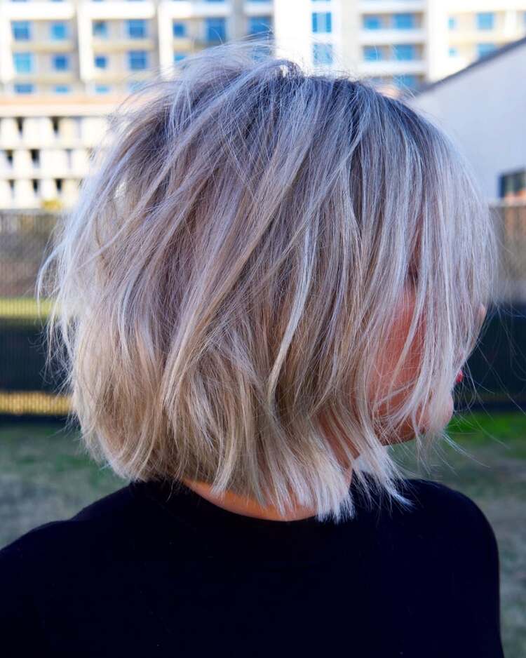 quelles coupes de cheveux pour les cheveux fins