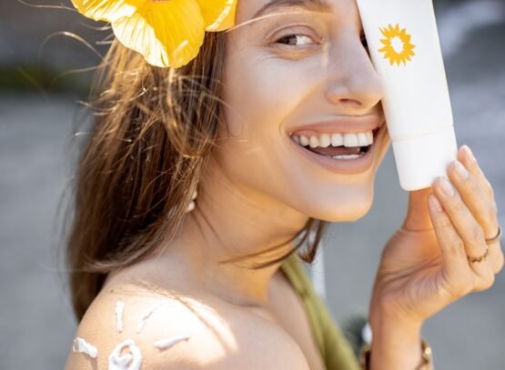 se protéger du soleil avec des crèmes spf naturelles