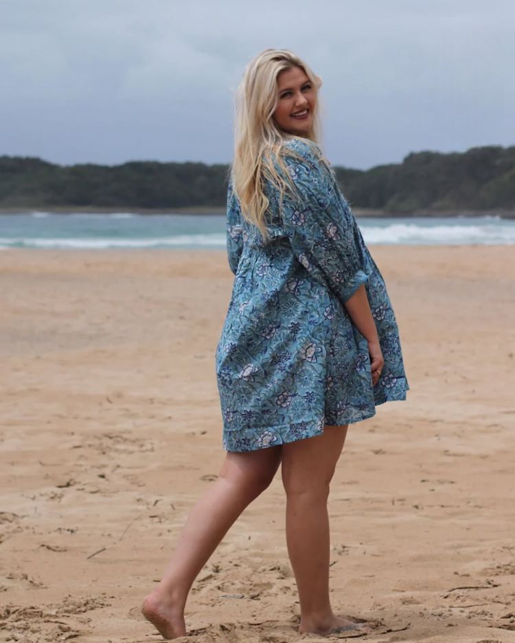 d-couvrez-la-tenue-de-plage-pour-femme-ronde-parfaite