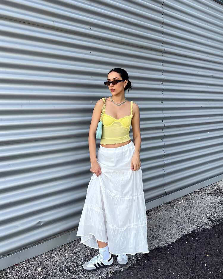 tenue été légère et lumineuse qui sent bon les beaux jours