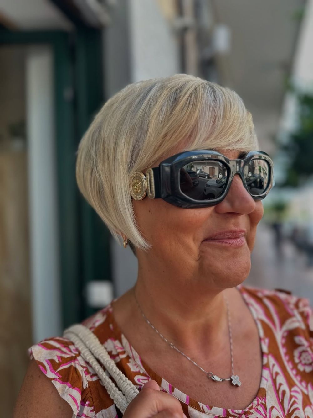 Pixie Bob femme 50 ans et plus-la coupe moderne et pratique