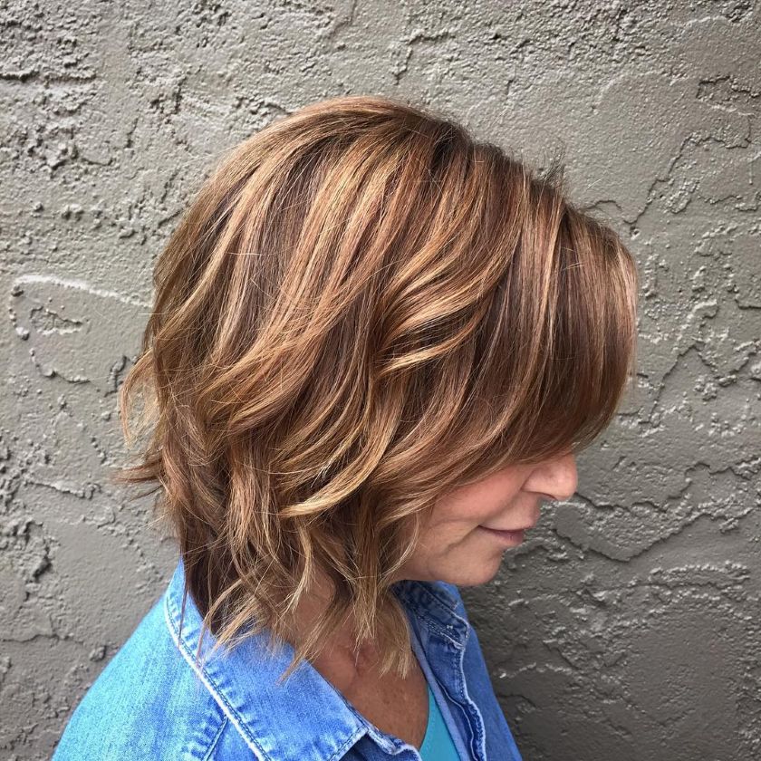 créer des ondulations pour ajouter du volume aux cheveux