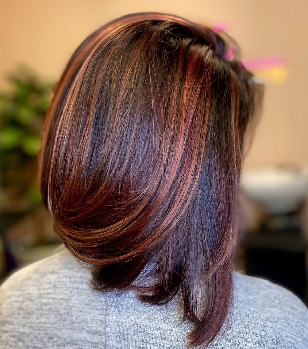 mèches auburn pour cheveux bruns-une coloration de transition qui est facile à entretenir