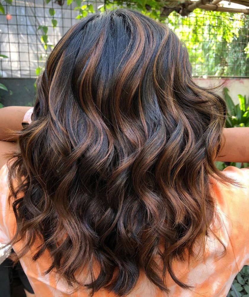 coloration cheveux pour femme 50 ans, couleur tendance automne