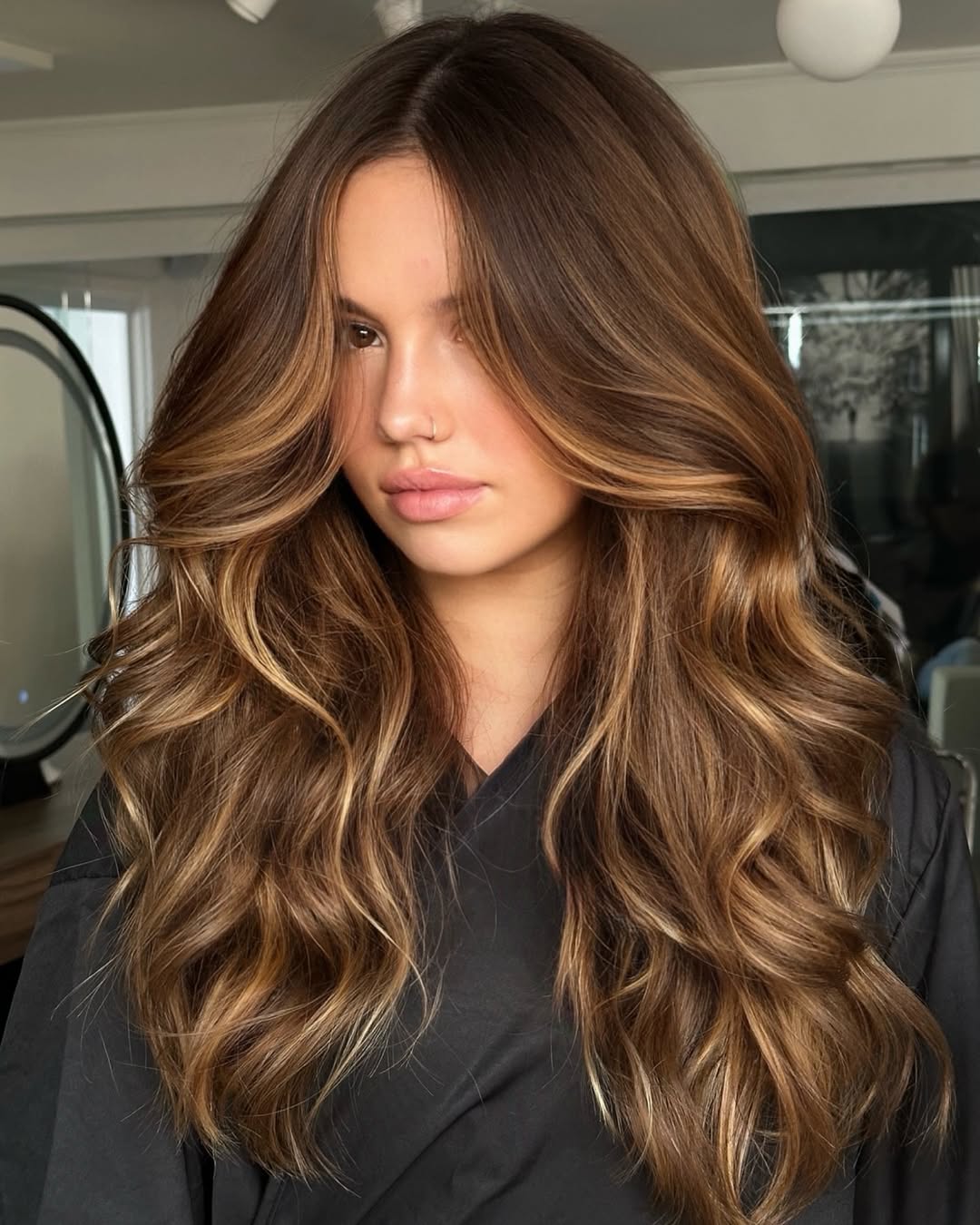 coloration money piece caramel-la coloration tendance de la rentrée 2025