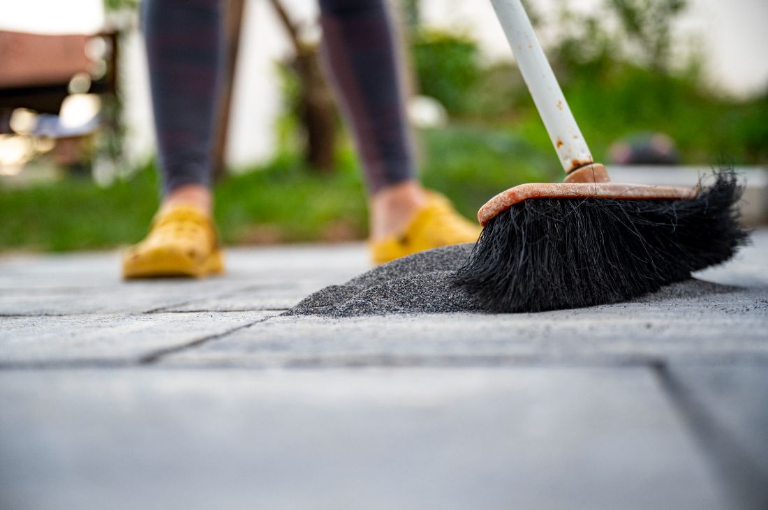Erreurs fréquentes et astuces pour prolonger la durée de vie du balai