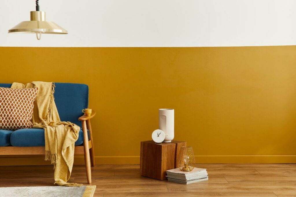 Le bronze ochre doré et profond est une alternative audacieuse au jaune classique