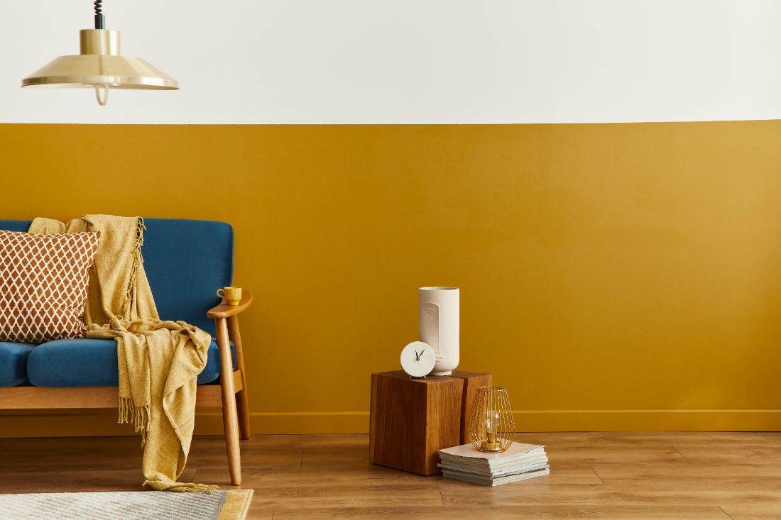 Le bronze ochre doré et profond est une alternative audacieuse au jaune classique
