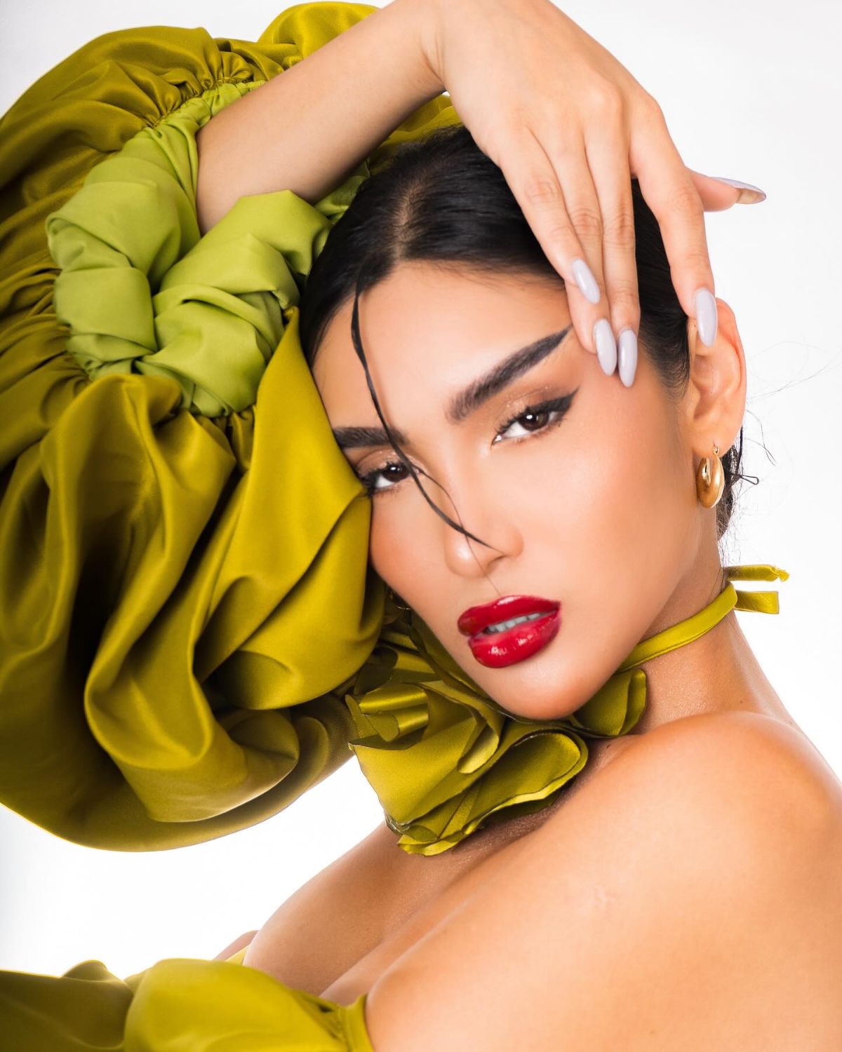 comment bien porter la couleur chartreuse en automne-le guide des stylistes