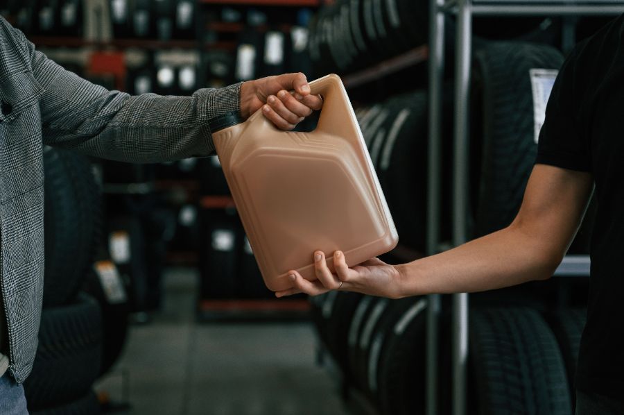 comment faire pour se débarrasser d'un bidon d'essence usagée