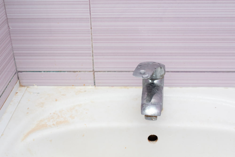 eau dure savon salle de bains astuces nettoyage