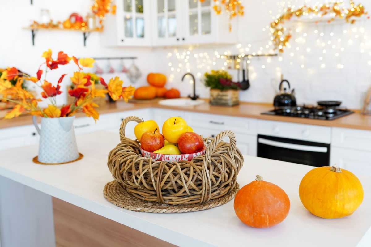 idées de déco lumineuse d'automne cuisine