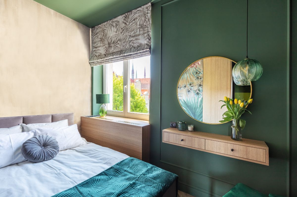 la bonne nuance de peinture verte dans la chambre à coucher