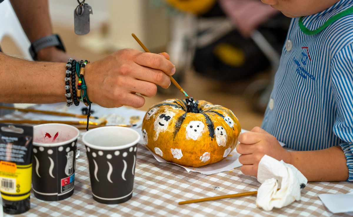 peinture citrouille Halloween enfants