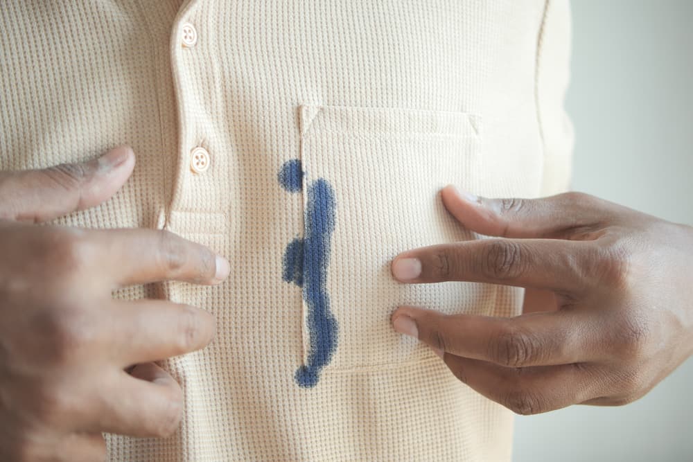 comment enlever tache d’encre sur un vêtement astuce naturelle