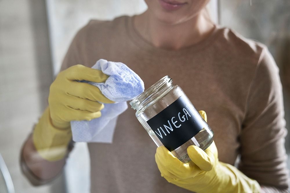 nettoyer tache d’encre vêtement avec vinaigre blanc astuce maison