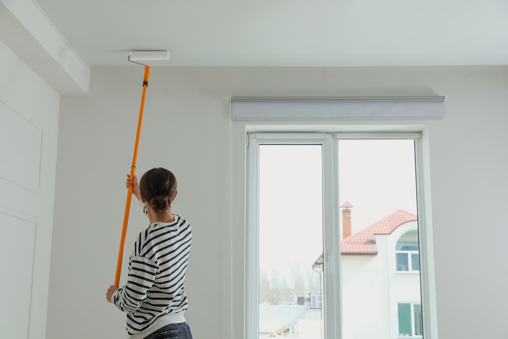 quelle peinture pour couvrir une tache d’humidité plafond