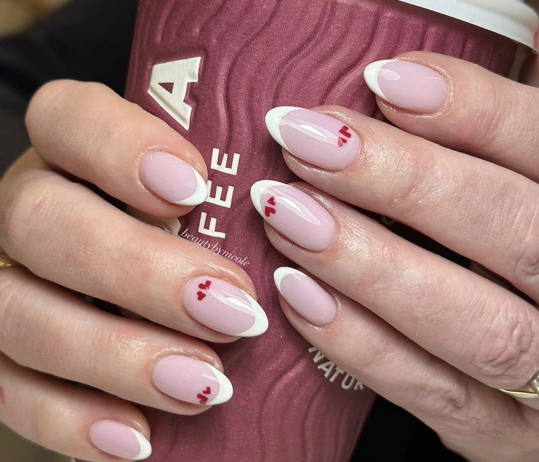 Idée d'ongles Saint-Valentin simples à tester
