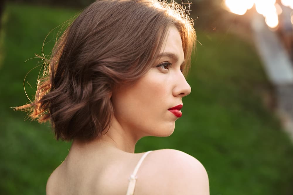 coupe bob souple volume naturel mouvement léger style féminin