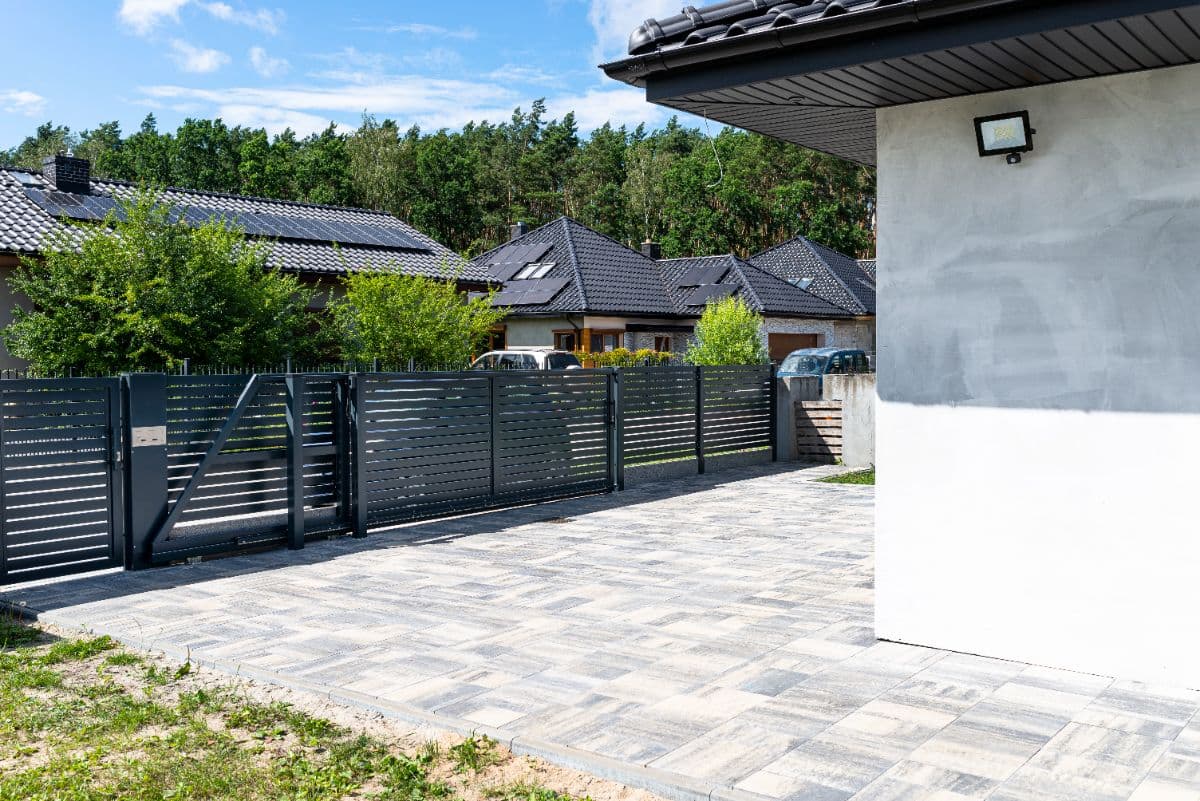 les éléments à coordonner pour un design réussi de son entrée extérieure