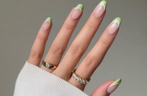 ongles vert wasabi 2026 façon french manucure tendance, nail art moderne