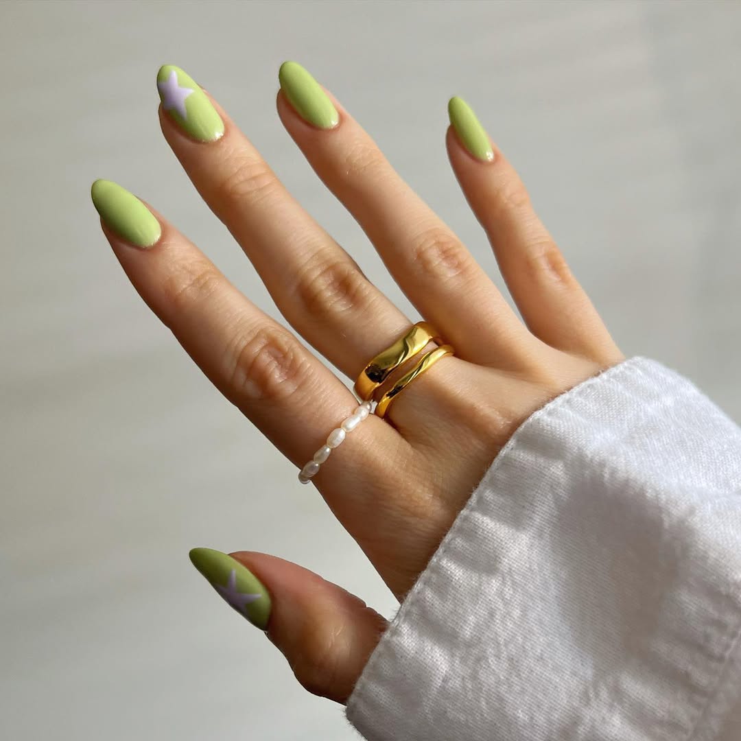 ongles vert wasabi tendance 2026, manucure printemps